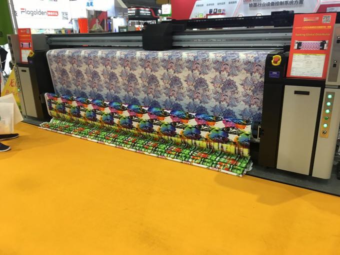 Yüksek Çözünürlüklü Dijital Boya Polyester Tekstil Süblimasyon Baskı Makinesi 1
