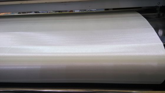 Çeşitli Renkli Polyester Kumaş Yazdırmak İçin Yüksek Çözünürlüklü 3.2m Tekstil Dijital Yazıcı