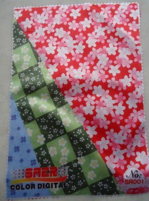 Masa Örtüsü Yapımı İçin% 100 Kaplamalı Polyester Dijital Baskı Kumaş