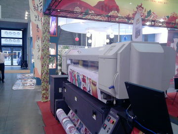 Yüksek Çözünürlüklü Dijital Mutoh Baskı Makinesi Mutoh Tekstil Yazıcı