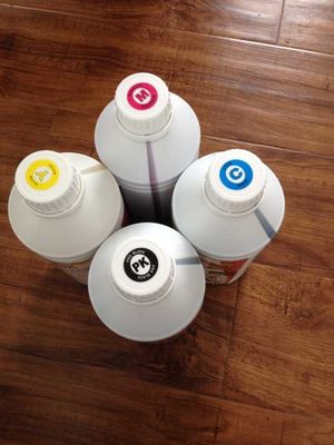 Polyester kumaşın fiziksel dengesi için Dijital Süblimasyon Baskı Mürekkebi