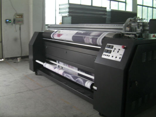 Süblimasyon Poli Örme Tekstil Geniş Format Plotter Dijital Olarak Manzara Bayraklarını Yazdır