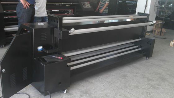 Polyester Kumaş Rengini Düzeltmek İçin Bir 1.6m Isıtıcı Süblimasyon Fırını